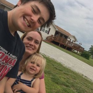 Meet your Posher, Avery